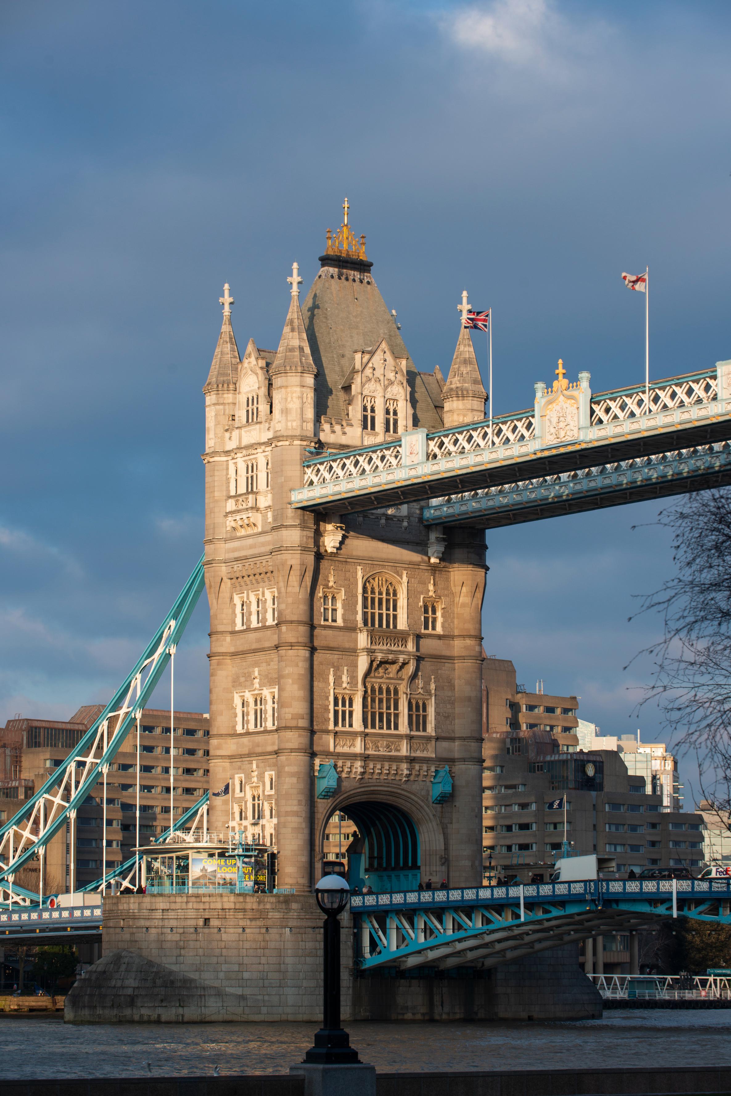 UK 